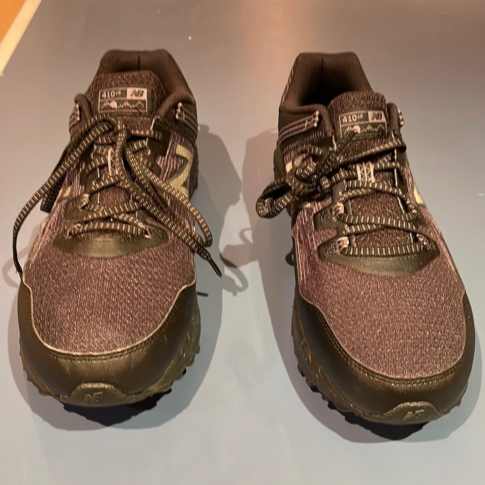 Size 12 black new balance 410 v6 trail running shoe